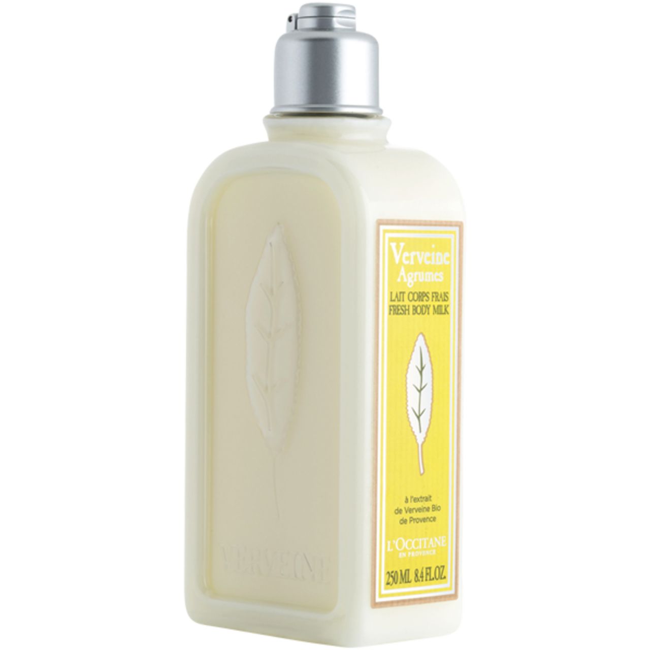 Cremefarbene Flasche mit silbernem Deckel. Gelbes Etikett mit Text und Blatt-Illustration. L'Occitane Sommer-Verbene.