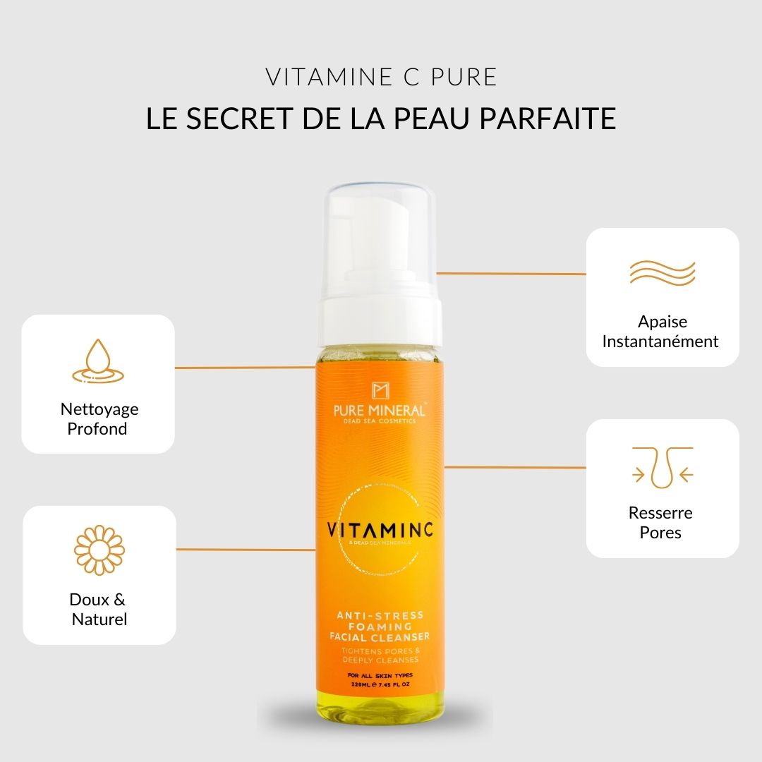 Flacon jaune avec bouchon blanc. Texte : Vitamine C, nettoyant moussant anti-stress. Pour tous types de peau.