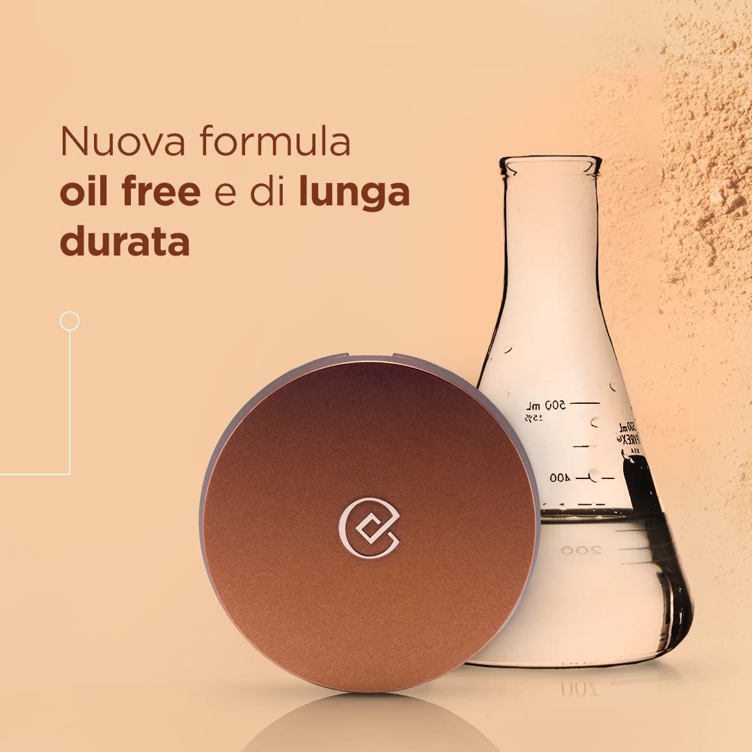 Runder Puder in geöffnetem Behälter neben einem Laborbecher. Text: 'Nuova formula oil free e di lunga durata'.