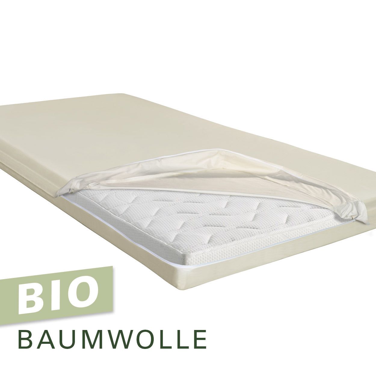 Beige Matratzenbezug mit Reißverschluss, teilweise geöffnet. Aufschrift "BIO BAUMWOLLE".