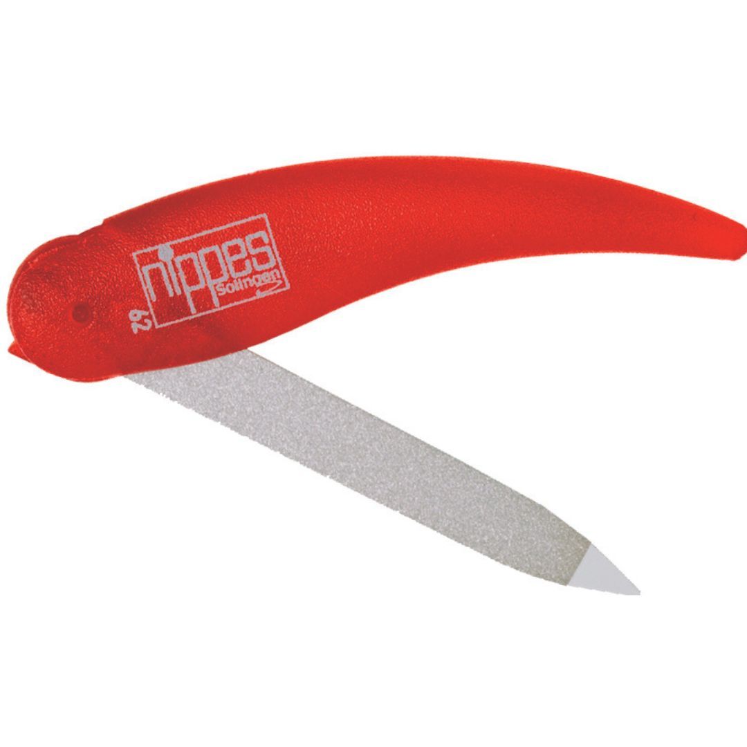 Klappbare Saphirfeile. Roter Griff mit weißem Logo. Feile ausgeklappt.