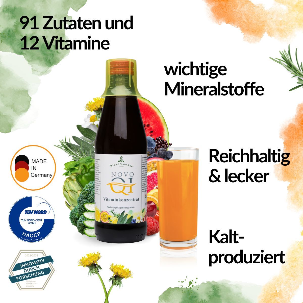 Flasche und Glas mit Flüssigkeit. Aufschrift: NovoQi Vitamin Konzentrat. Text: 91 Zutaten, 12 Vitamine. Kalt-produziert.