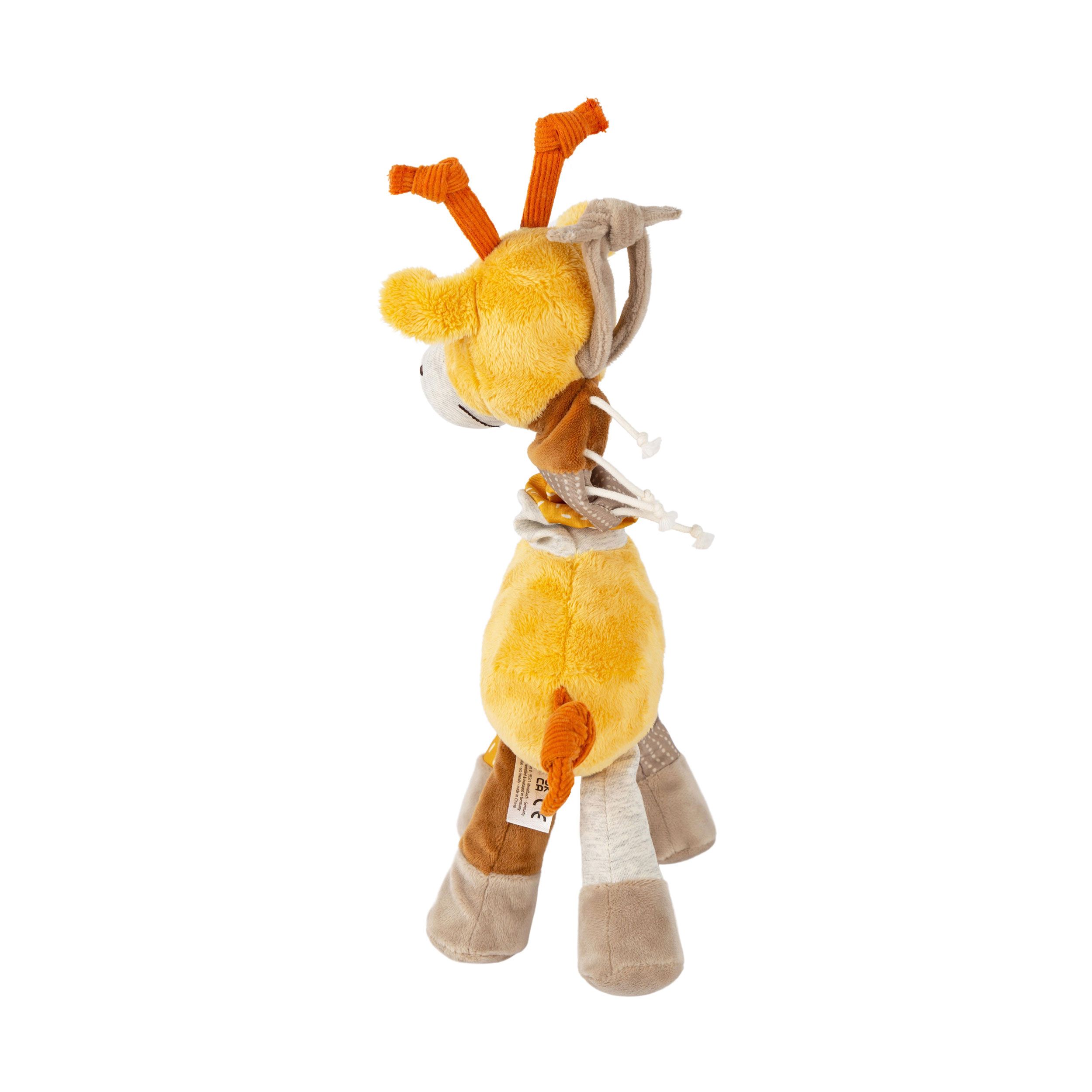 Gelb-braune Giraffe aus Stoff. Verschiedene Texturen und Muster. Orangefarbene Ohren und Schwanz. Schnur zum Ziehen.