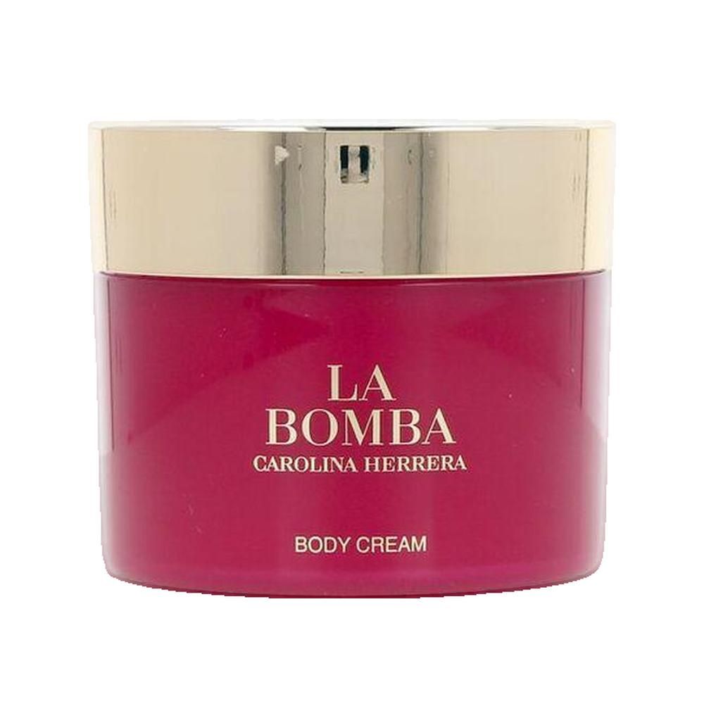 Runder, pinkfarbener Tiegel mit goldenem Deckel. Aufschrift: LA BOMBA, CAROLINA HERRERA, BODY CREAM.