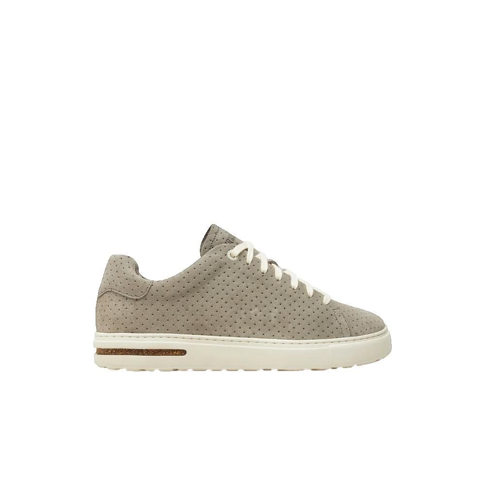 Sneakers Birkenstock grigie con lacci e suola bianchi. Tomaia traforata, dettagli in sughero laterali.