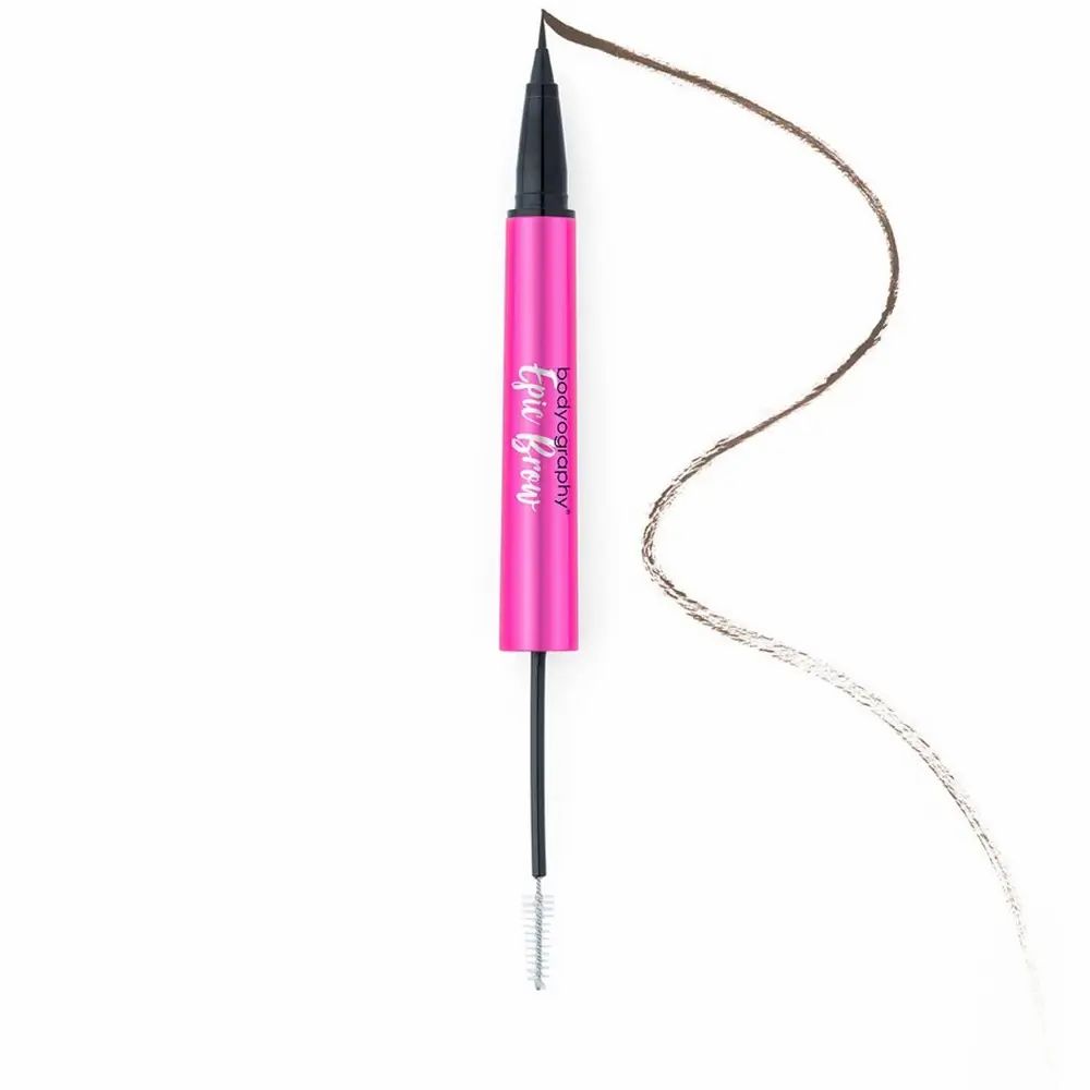 Pinkfarbener Doppelstift mit brauner Linie und Bürste. Schriftzug: BODYOGRAPHY Epic Brow.