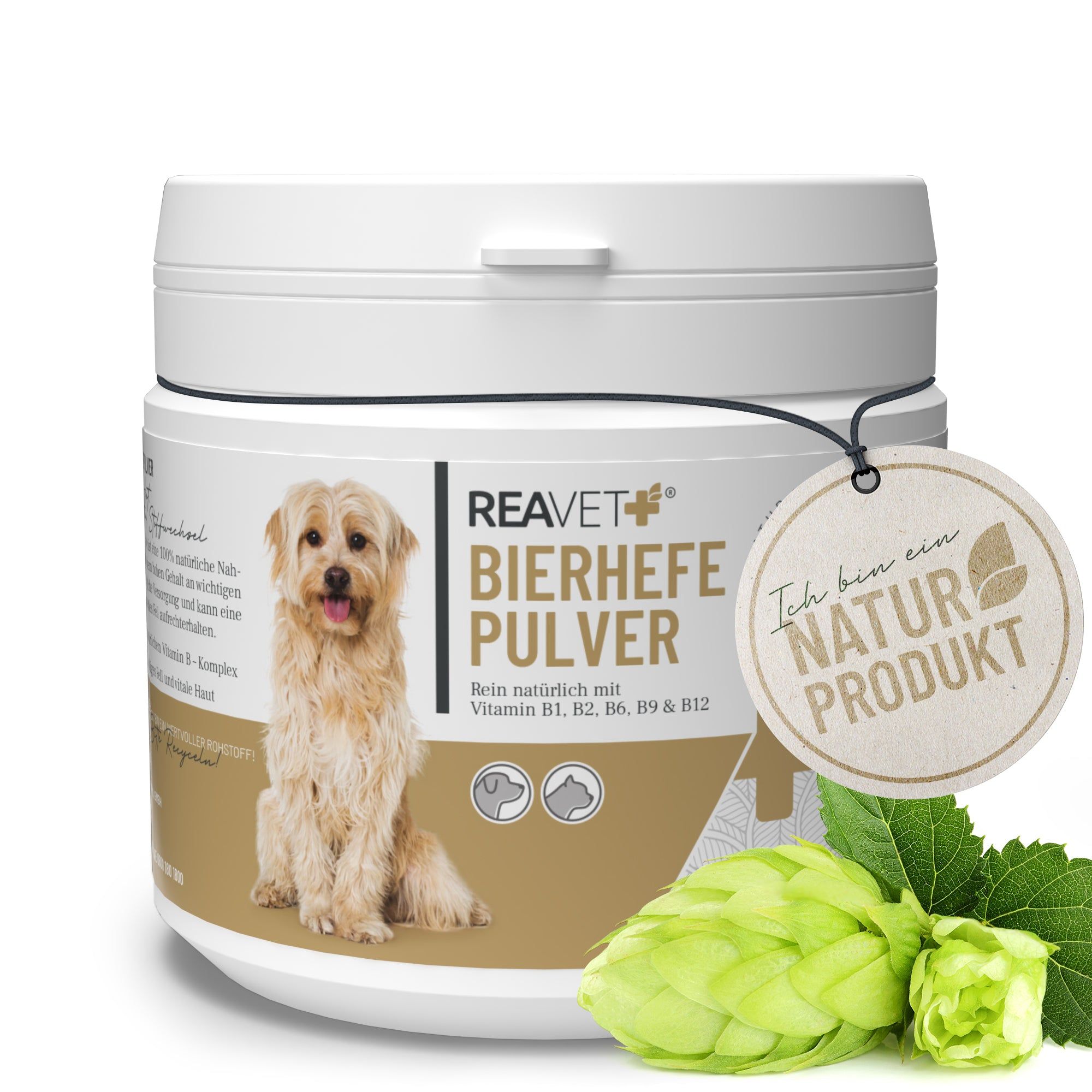 Weiße Dose mit Produktetikett. Aufschrift: Bierhefe Pulver. Abgebildet: Hund, Hopfen, Naturprodukt-Siegel.