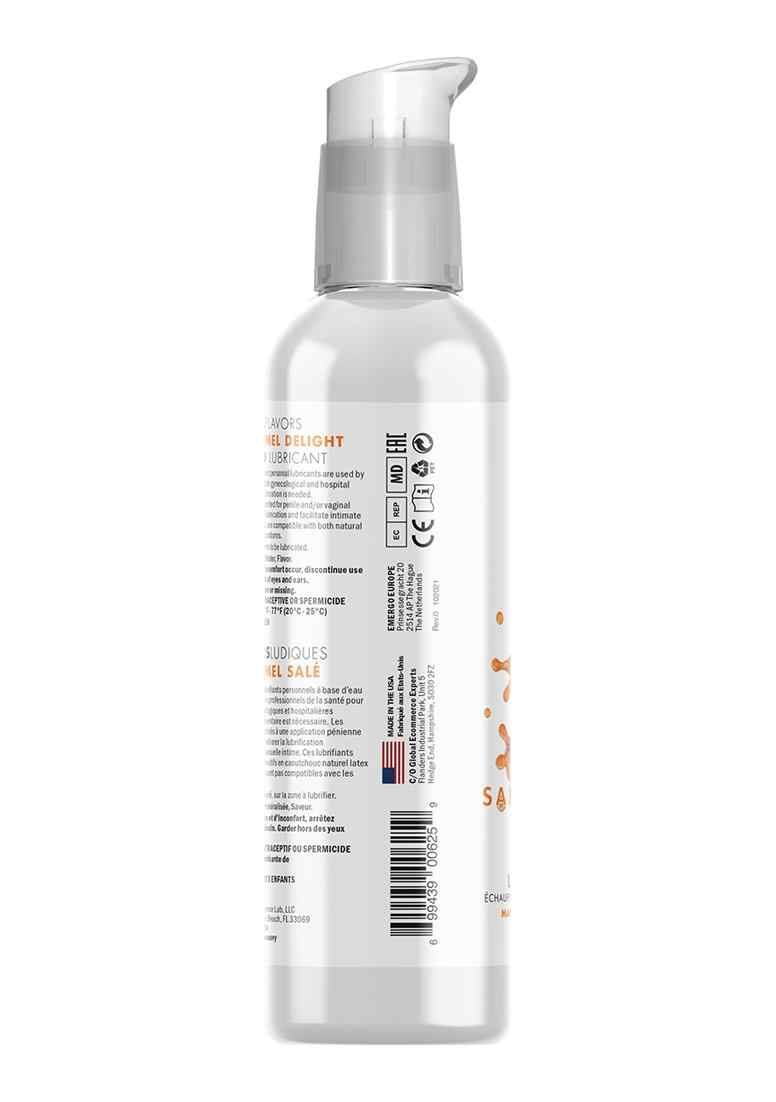 Transparente Flasche mit Dosierpumpe. Aufkleber mit Text und Logos. Rückansicht.