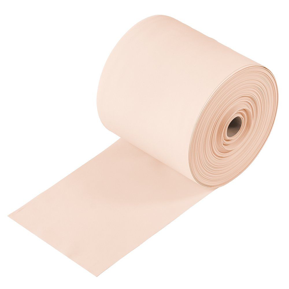 Gerollte, beige Fitnessband. Band wird abgerollt.