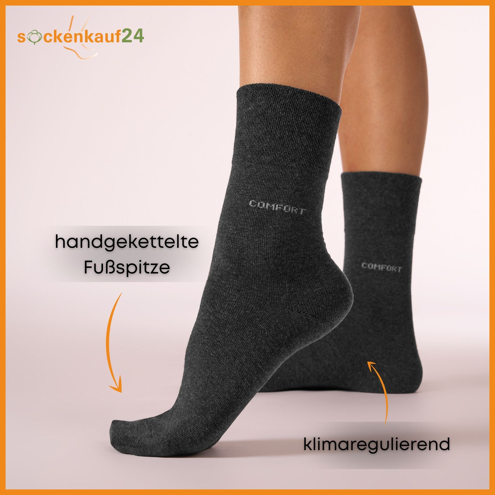 Graue Socken am Bein. Text: handgekettelte Fußspitze, klimaregulierend. Aufschrift "COMFORT".