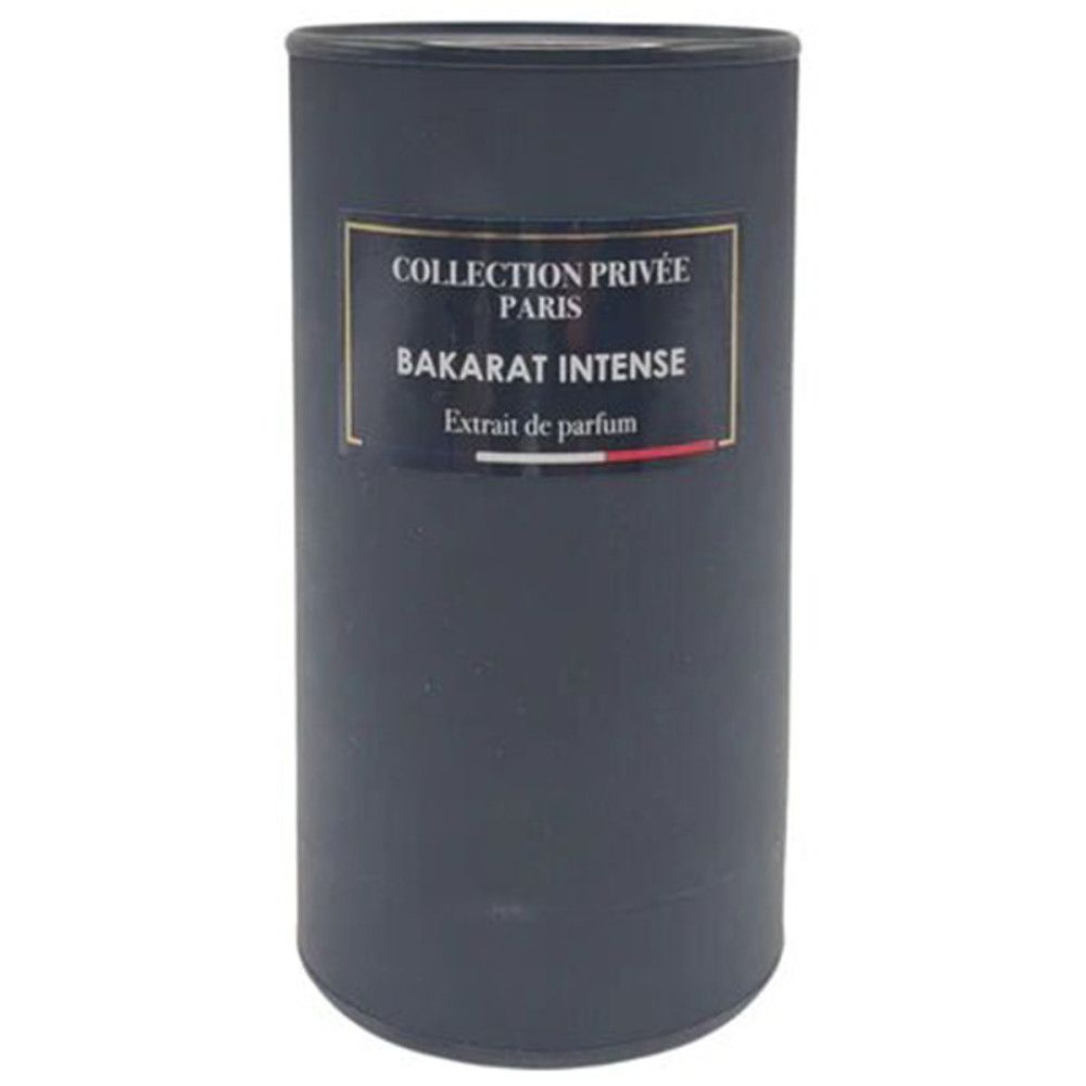 Zylinderverpackung. Aufschrift: Collection Privée Paris, Bakarat Intense, Extrait de parfum.