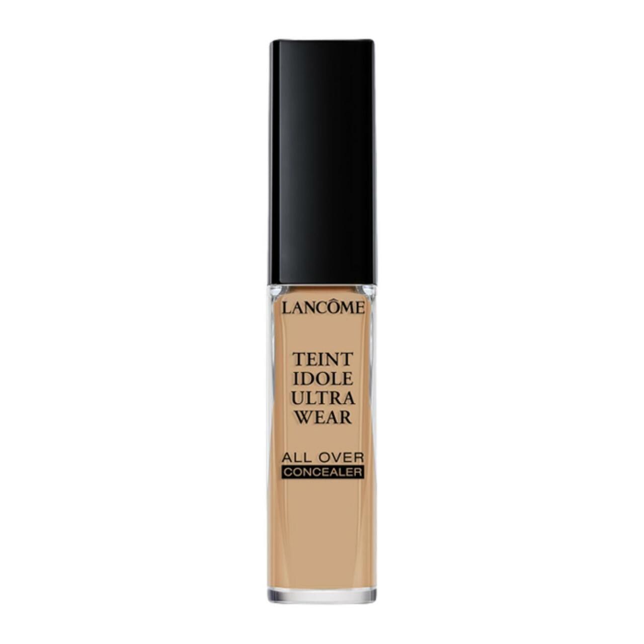 Lancôme Teint Idole Ultra Wear Concealer. Rechteckige Flasche mit schwarzem Deckel. Produkttext und Farbton sichtbar.
