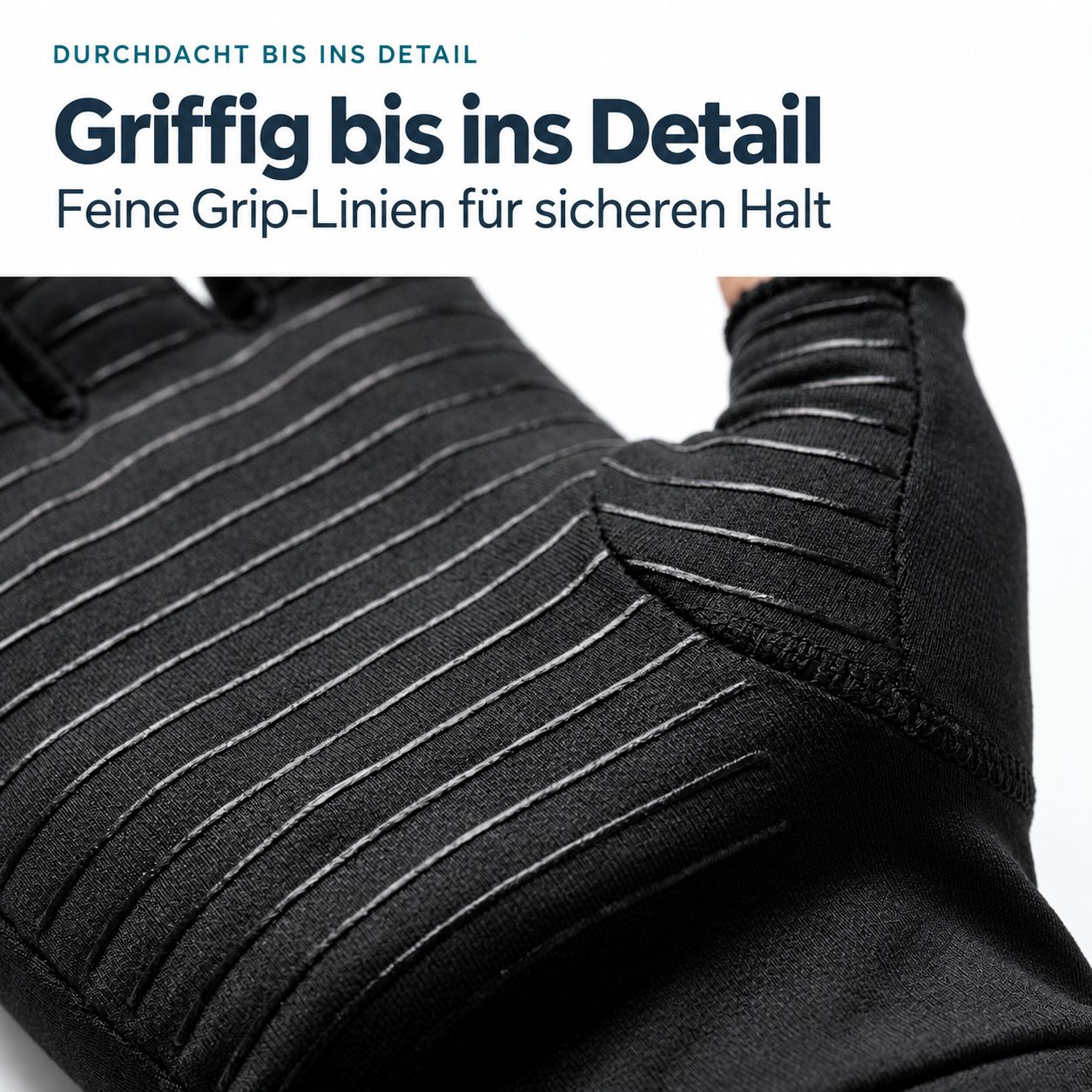 Nahaufnahme der schwarzen Kompressionshandschuhe, die feine Grip-Linien für sicheren Halt auf der Handfläche zeigen.