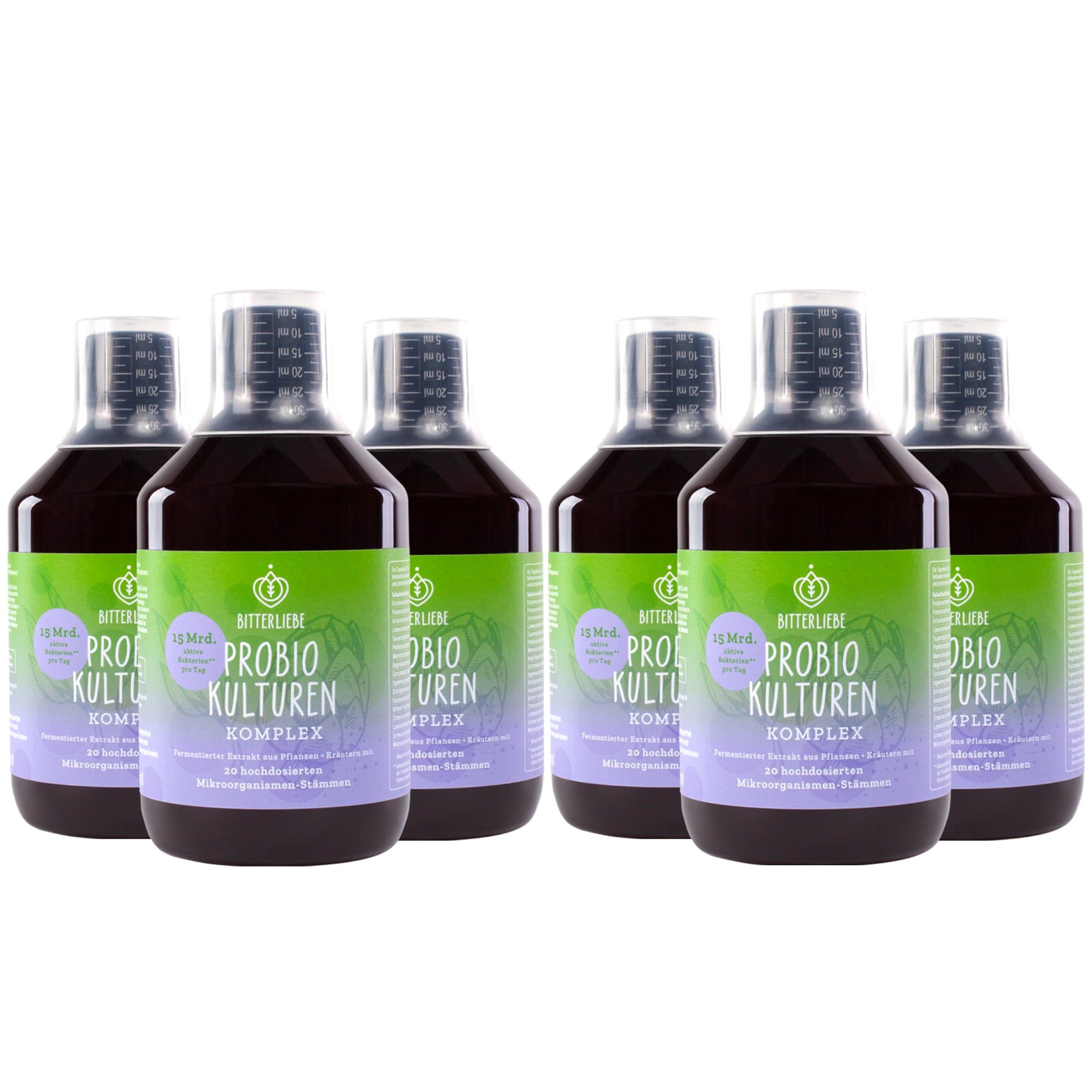 Sechs Flaschen BitterLiebe Probio Kulturen Komplex. Grüne Etiketten, braune Flüssigkeit, klare Flaschen. Aufschrift: Probio Kulturen Komplex.