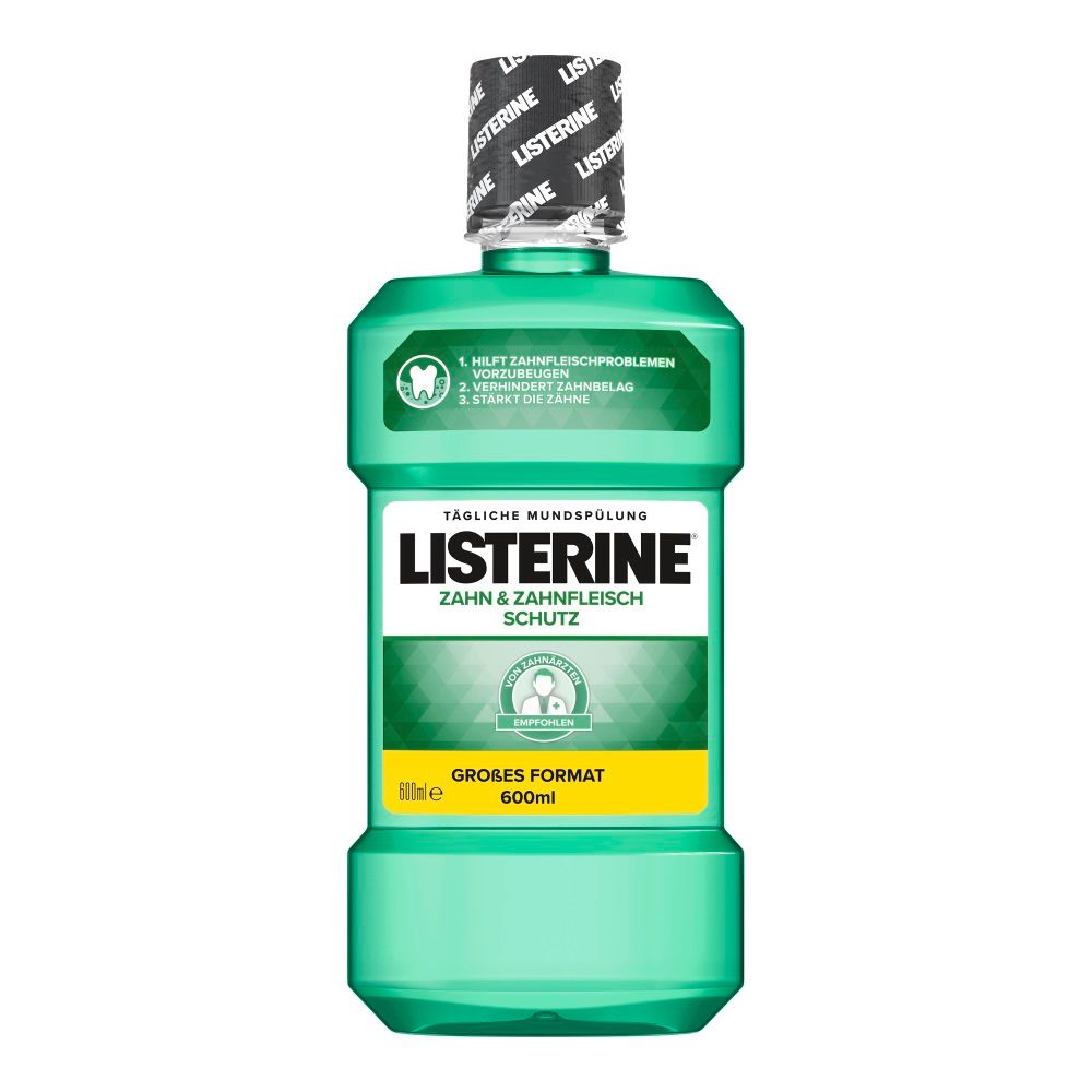 Grüne Flasche mit Listerine-Etikett. "Zahn- & Zahnfleischschutz" und "Großes Format" sind sichtbar. Schwarzer Deckel.