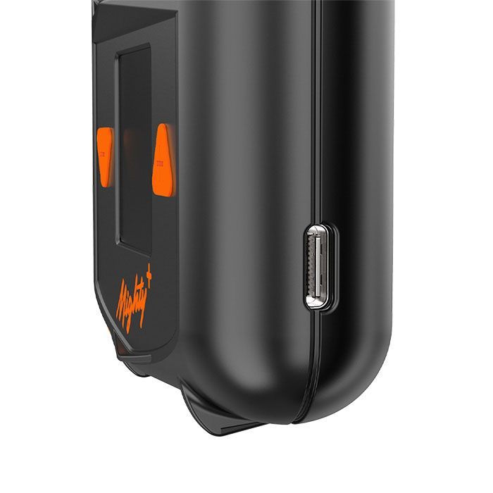 Detailansicht des MIGHTY+ Vaporizers mit seitlichem USB-C-Ladeanschluss.