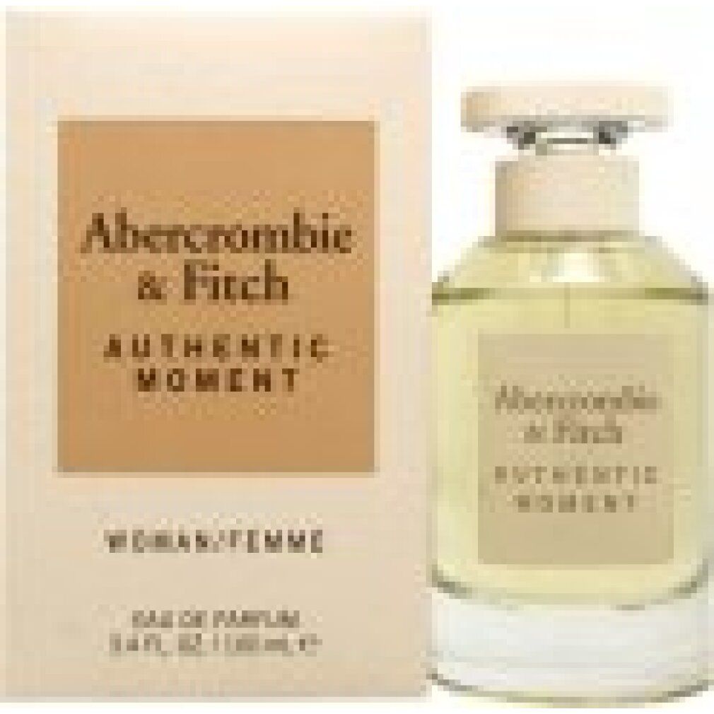 Parfümflasche und -verpackung. Aufschrift: Abercrombie & Fitch, Authentic Moment, Woman/Femme. 100 ml.
