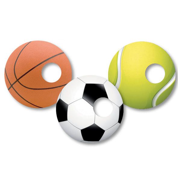 Drei runde Aufkleber mit Löchern: Basketball, Fußball und Tennisball. Alle haben ein Loch in der Mitte.