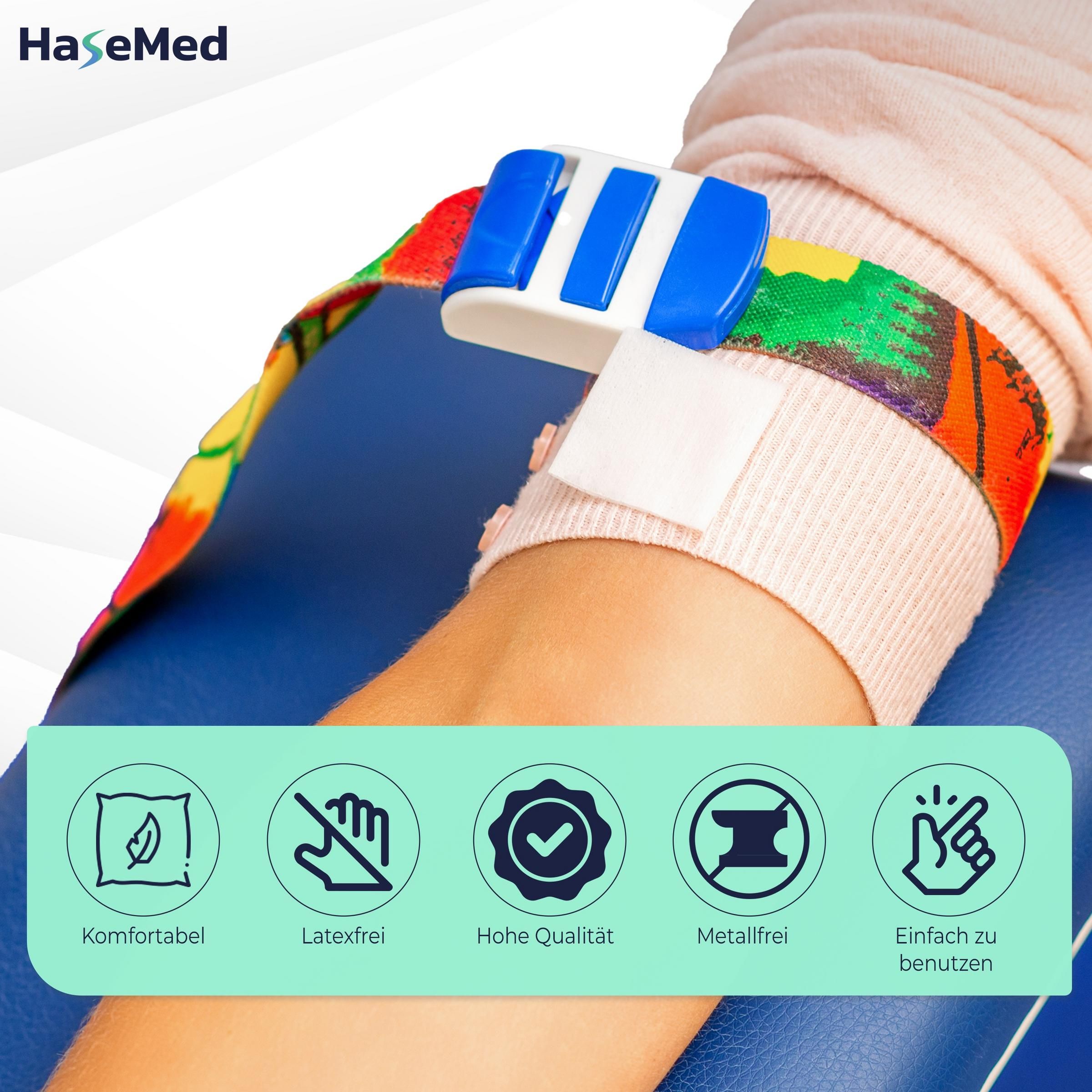Arm mit Venenstaugerät. Marke: HaseMed. Icons: Komfortabel, latexfrei, hohe Qualität, metallfrei, einfach zu benutzen.