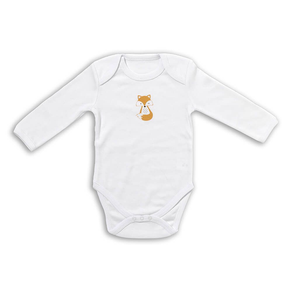 Weißer Baby-Body mit Langarm. Kleiner orangefarbener Fuchs auf der Brust. Rundhalsausschnitt. Baumwolle.