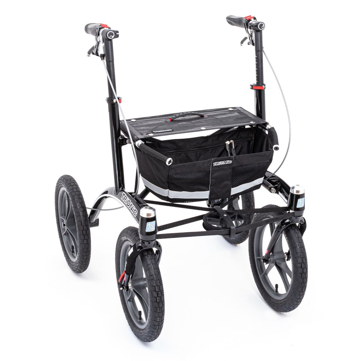 Schwarzer Trionic Walker 14er Rad Rollator mit schwarzem Korb. Vier Räder, höhenverstellbare Griffe, schwarzer Rahmen.