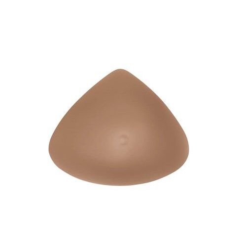 Brustprothese, dreieckig, Hautfarbe. Glatte Oberfläche, leicht gewölbt.