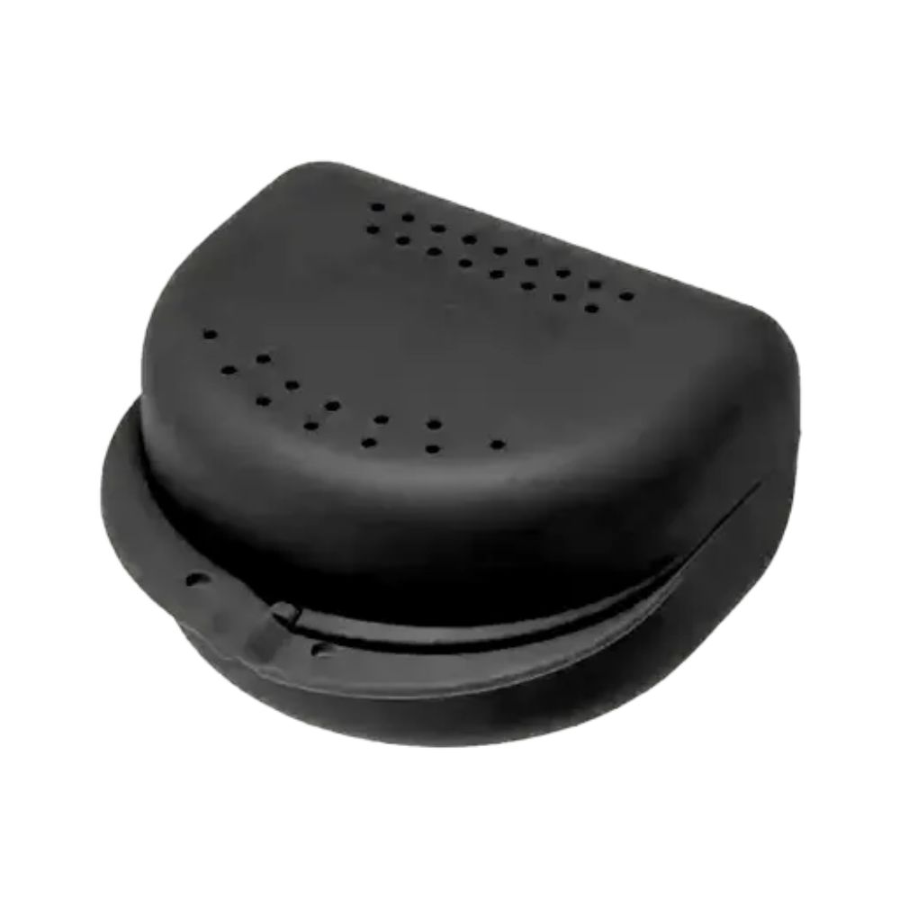 Schwarze Zahnspangenbox für Erwachsene. Ovale Form mit Belüftungslöchern. Deckel mit Griff. Geschlossene Ansicht.