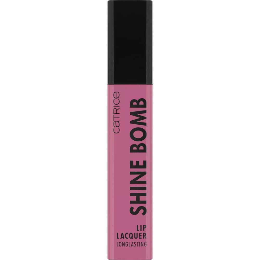 Rosa Lippenlack-Flakon mit schwarzem Deckel. Schriftzug SHINE BOMB, CATRICE. Aufschrift LIP LACQUER LONG LASTING.