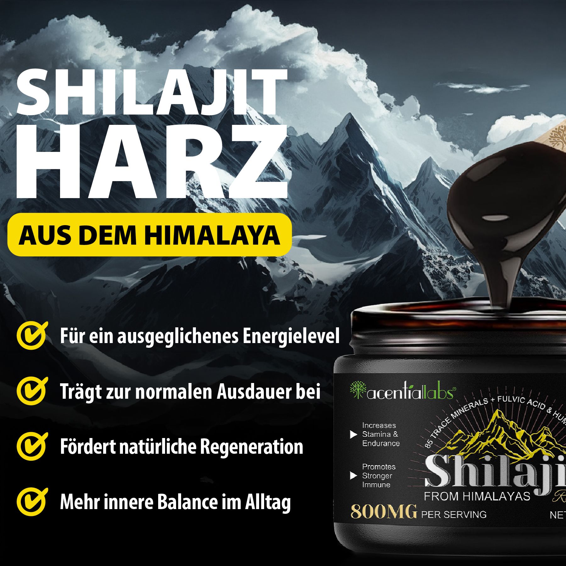 Glas mit Shilajit. Schwarze Flüssigkeit wird in das Glas gegossen. Text: Shilajit Harz aus dem Himalaya. acentialabs.