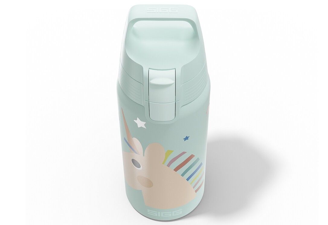 Hellgrüne Isolierflasche mit Einhorn-Motiv. Klappverschluss und Tragegriff. SIGG-Logo am Boden.