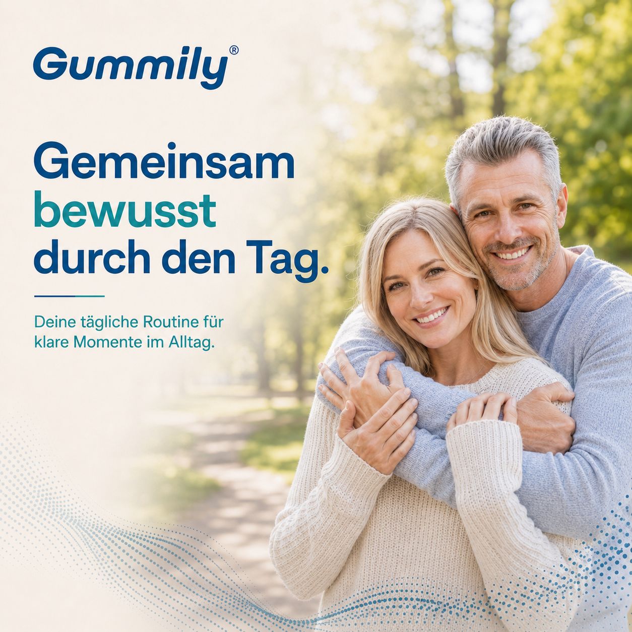 Ein Paar umarmt sich im Freien, Gummily Omega 3 für den Alltag.