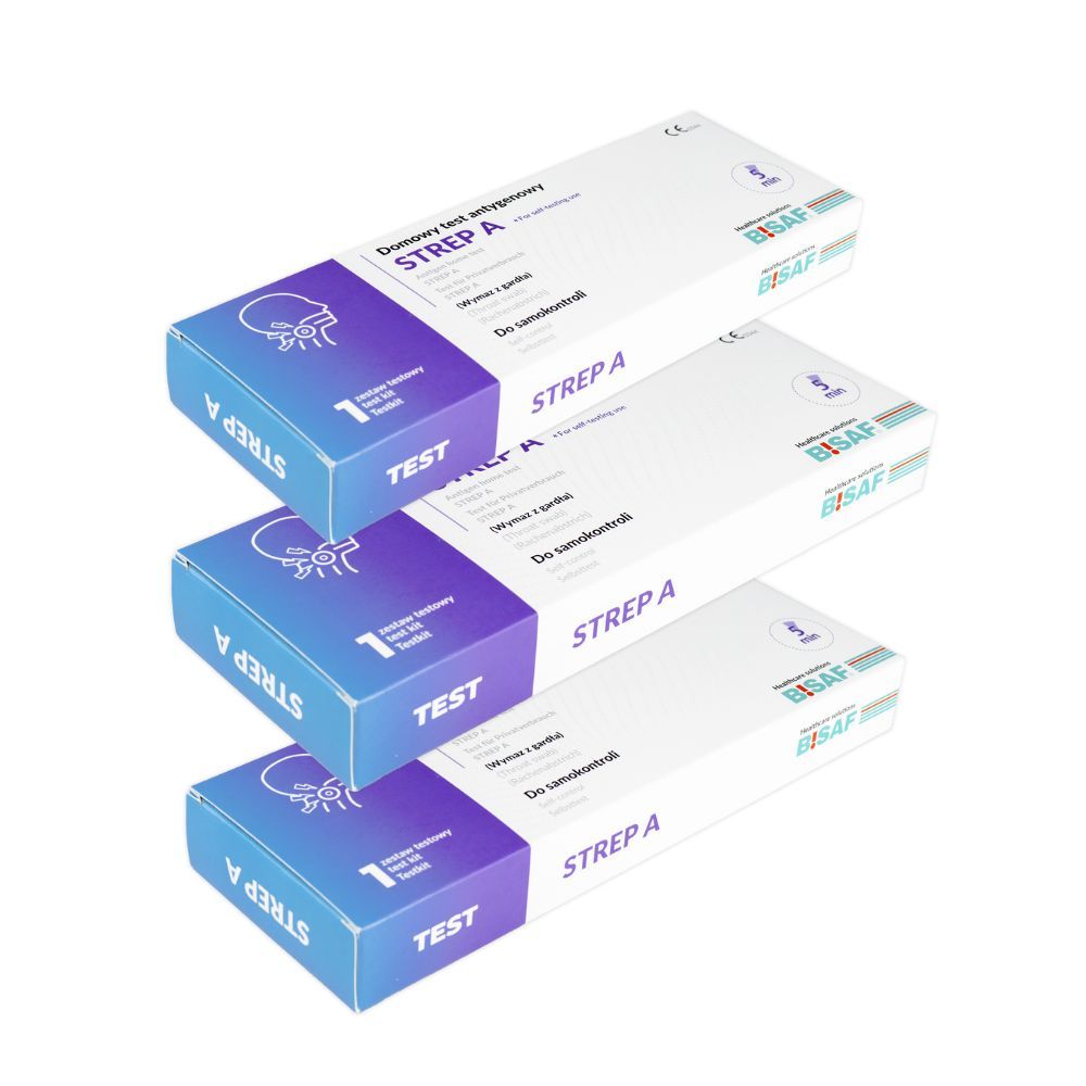 Drei Test-Kits, leicht schräg gestapelt. Aufdrucke: STREP A, BISAF, CE-Kennzeichnung. Für Selbsttest.