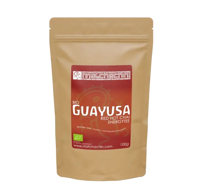 Beutel mit rotem Etikett. Text: Matchachin BIO Guayusa Red Hot Chai. Siegel: Bio-Siegel. Gewicht: 100g.