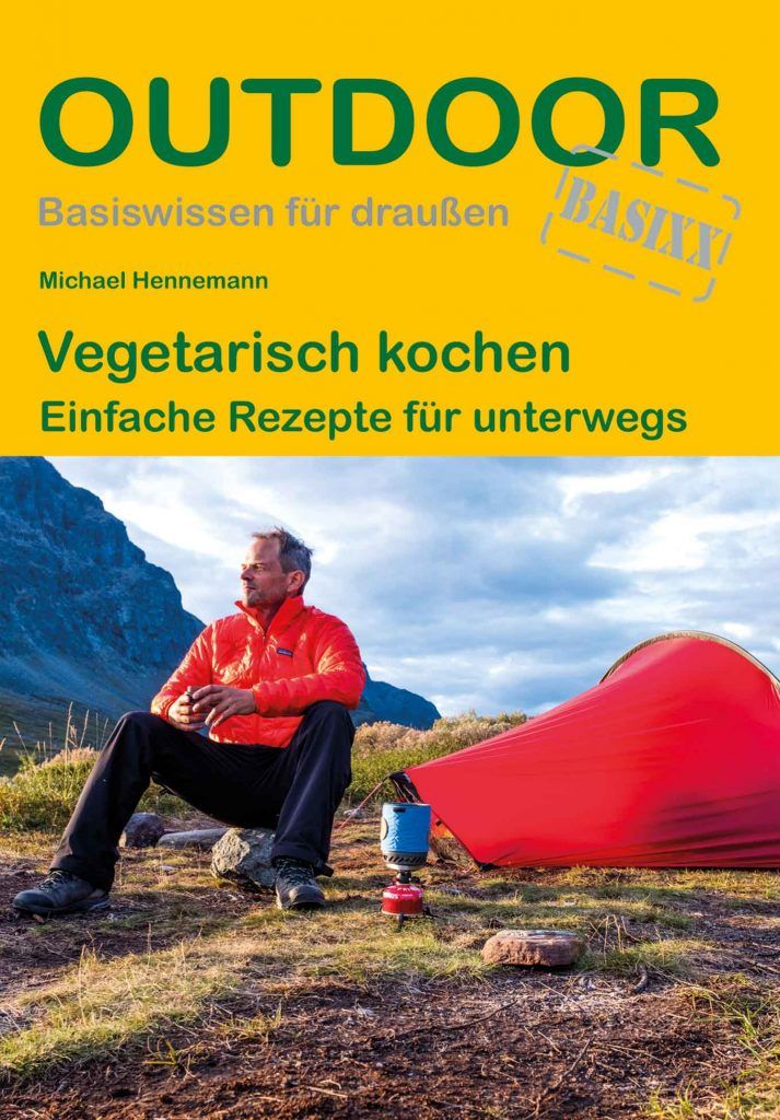 Buchcover: "Vegetarisch kochen". Mann sitzt vor Zelt. Titel, Autor, und "Basixx"-Logo sichtbar. Gelber Hintergrund.
