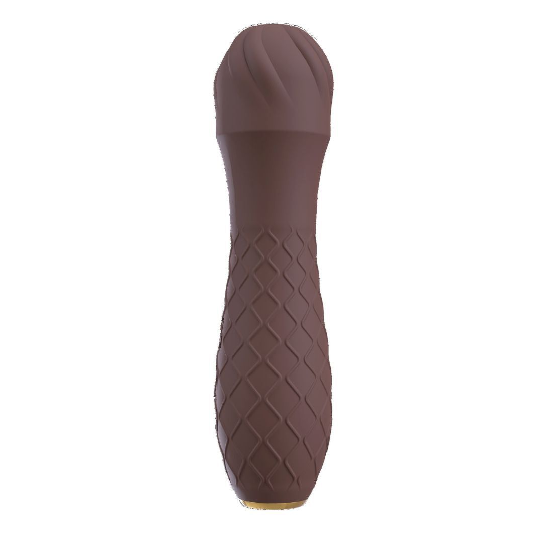 Braun Vibrator mit geriffelter Spitze und rautenförmiger Textur am Griff. Goldfarbener Sockel. Vertikale Ansicht.