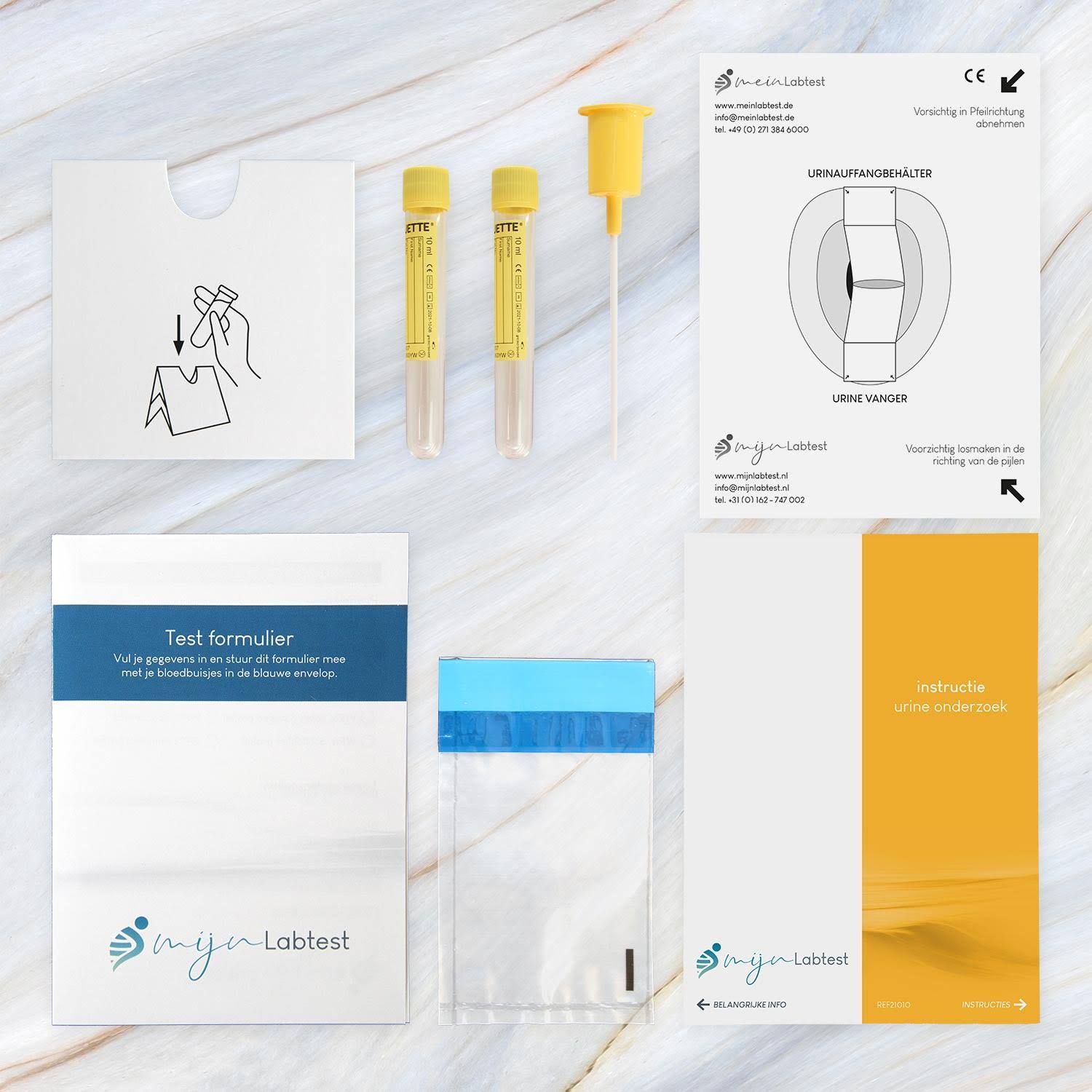 Kit mit zwei gelben Röhrchen, Trichter, Anweisungen, Urinbeutel und Testformular. Logo meinlabtest.