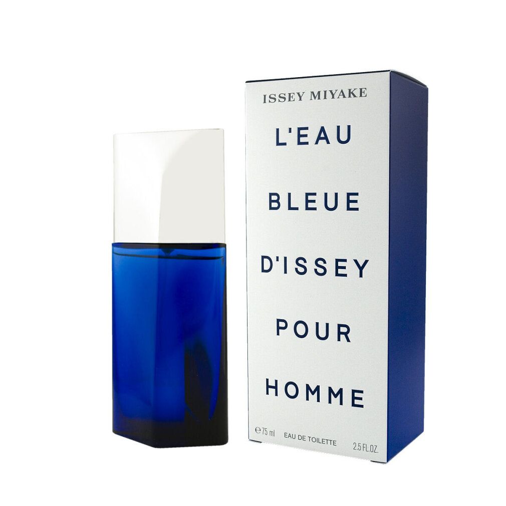 Blaue Flasche und weiße Schachtel. Auf der Schachtel: ISSEY MIYAKE, L'EAU BLEUE D'ISSEY POUR HOMME. Flasche daneben.