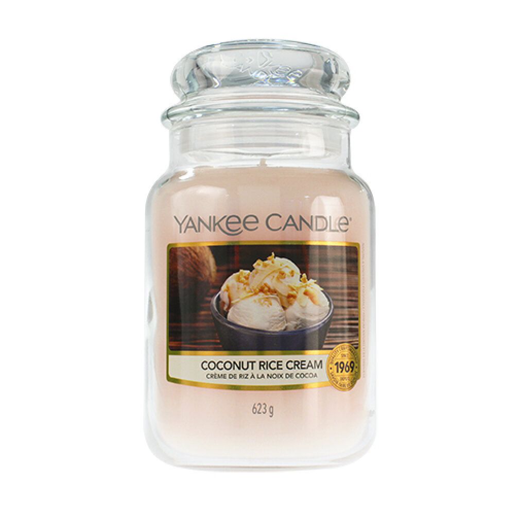 Duftkerze im Glas mit Deckel. Aufkleber mit Produktbild und Text. Marke Yankee Candle. 623g.