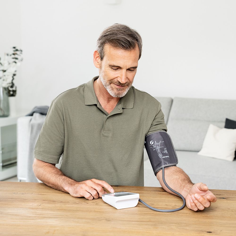 Beurer BM 53 Oberarm-Blutdruckmessgerät mit Erweiterte Arrhythmieerkennung