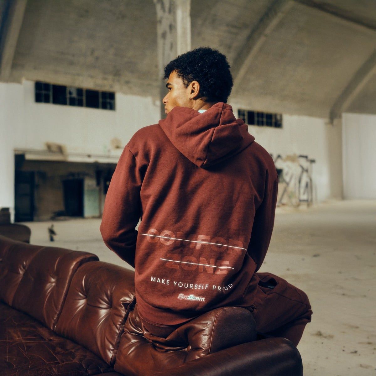 GymBeam Herren Hoodie Oversized mit Reißverschluss und Kapuze Zone Cherrywood