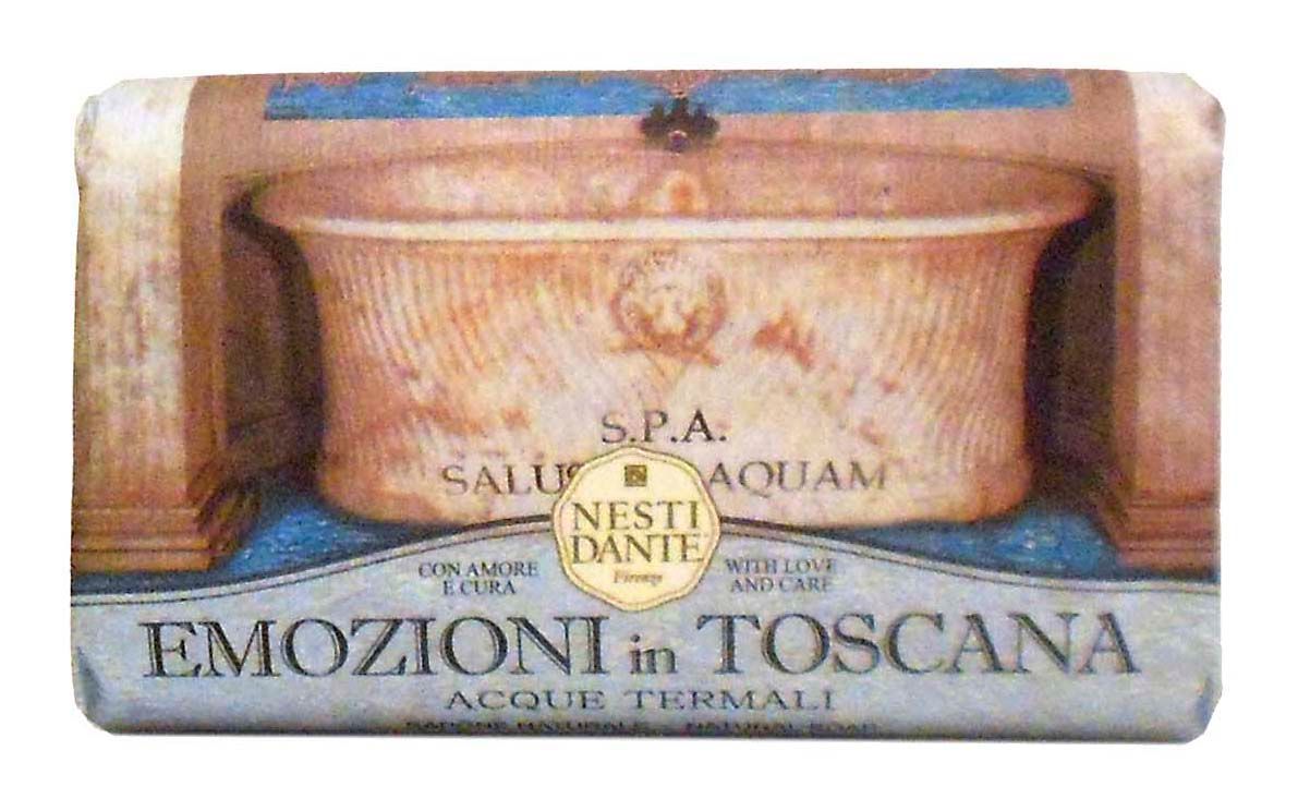 Verpackung mit Abbildung einer Badewanne. Text: Emozioni in Toscana, Nesti Dante.