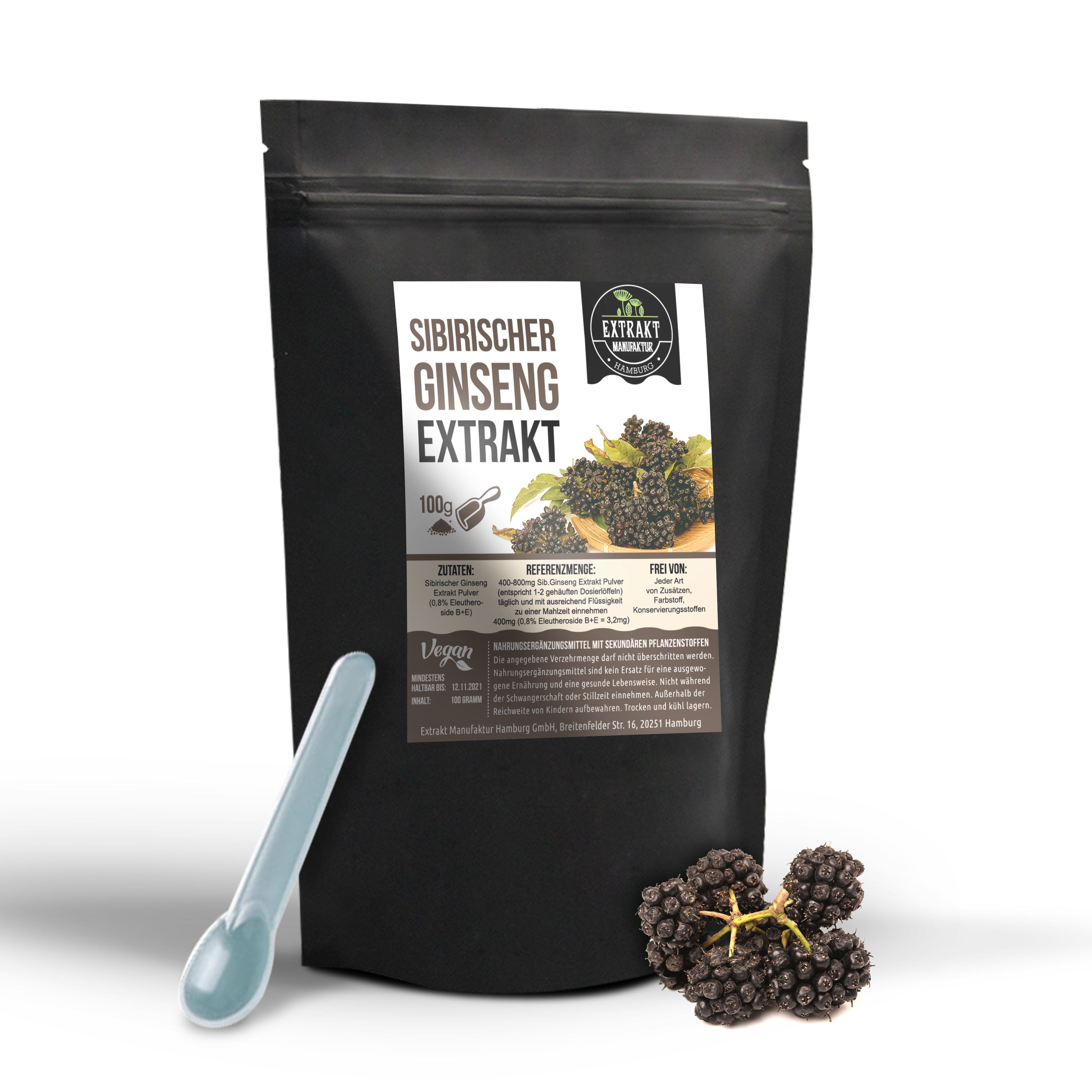 Schwarzer Beutel mit Aufschrift "Sibirischer Ginseng Extrakt". Beutel, Löffel und Ginseng-Beeren liegen daneben. Vegan-Siegel.