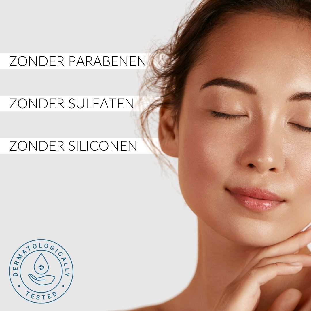 Vrouw met gesloten ogen. Tekst: Zonder parabenen, sulfaten, siliconen. Dermatologisch getest.