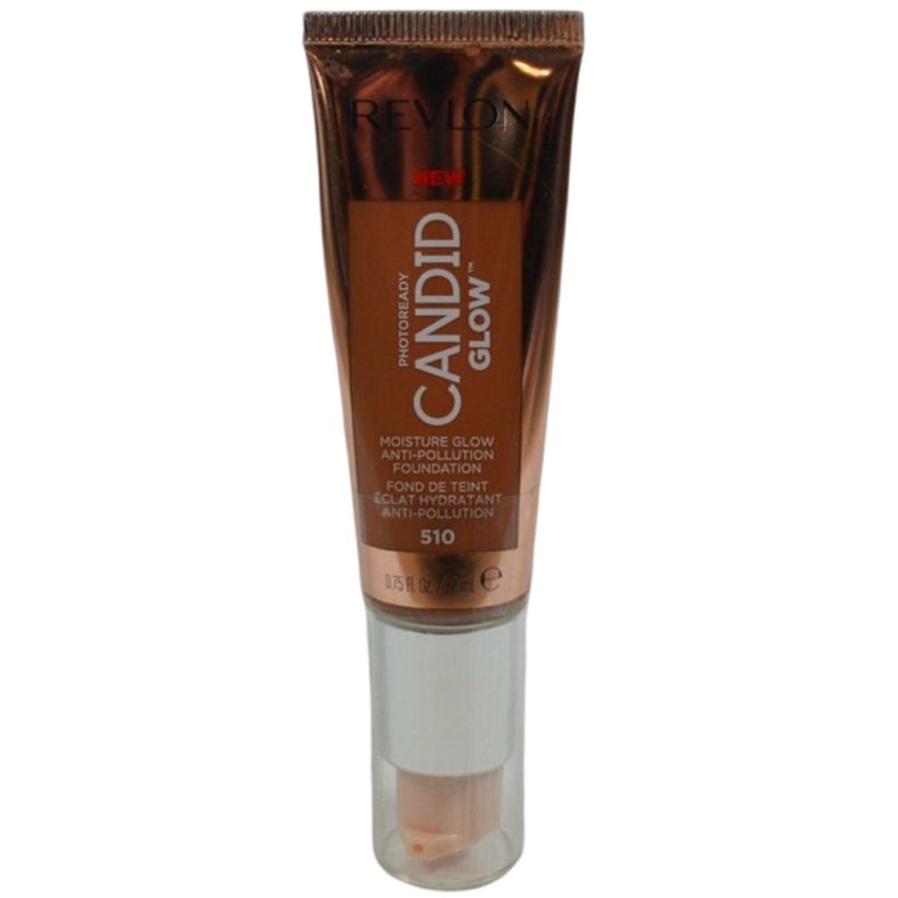 Revlon PhotoReady Candid Glow Foundation. Tube mit braunem Inhalt, silberner Verschluss. Text: Candid Glow, Anti-Pollution.