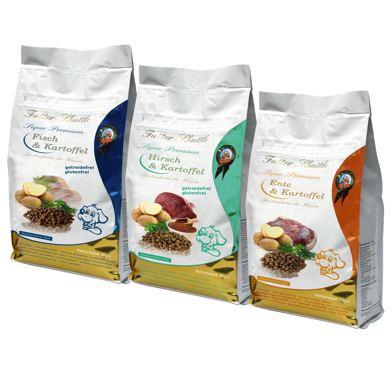 Drei Beutel Hundefutter. Aufschrift: Fisch & Kartoffel, Hirsch & Kartoffel, Ente & Kartoffel. Marke: Futter Pluthle. Getreidefrei.