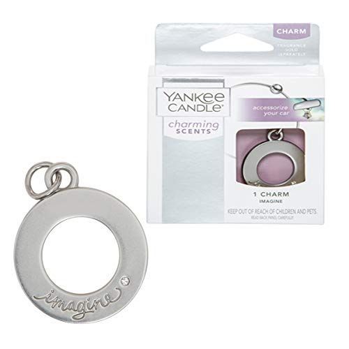 Silberner Anhänger mit Loch und Text: imagine. Verpackung mit Text: CHARM, Yankee Candle Charming Scents.