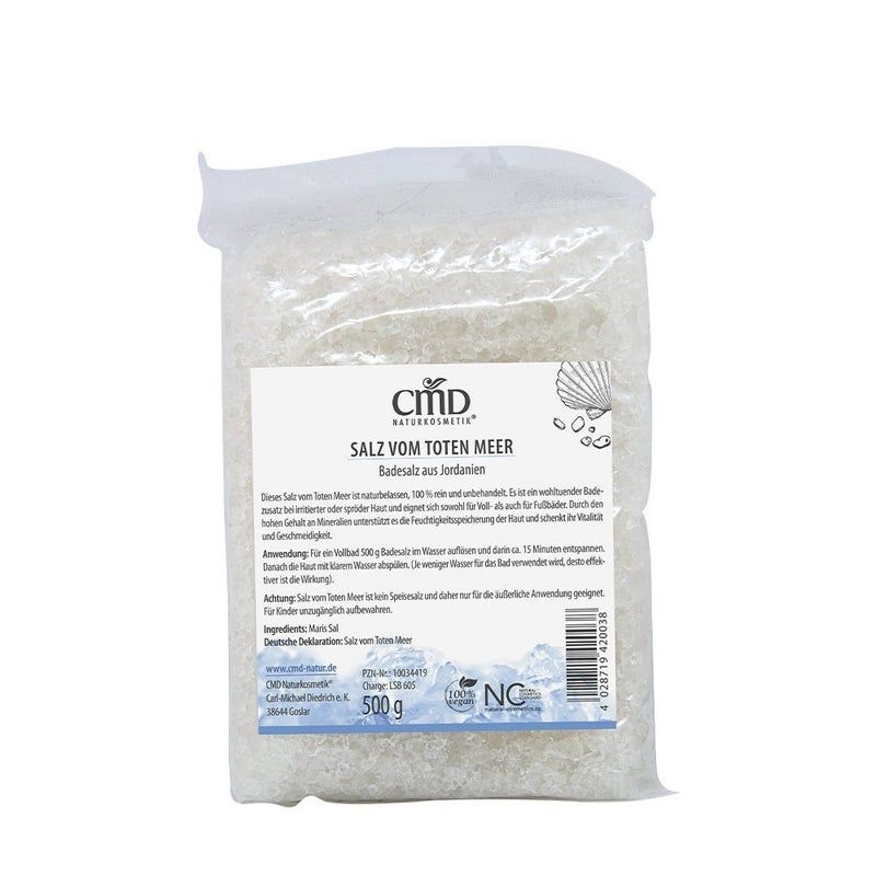 Beutel mit Badesalz vom Toten Meer. Aufschrift: CMD Naturkosmetik, Salz vom Toten Meer, Badesalz aus Jordanien. 500g.