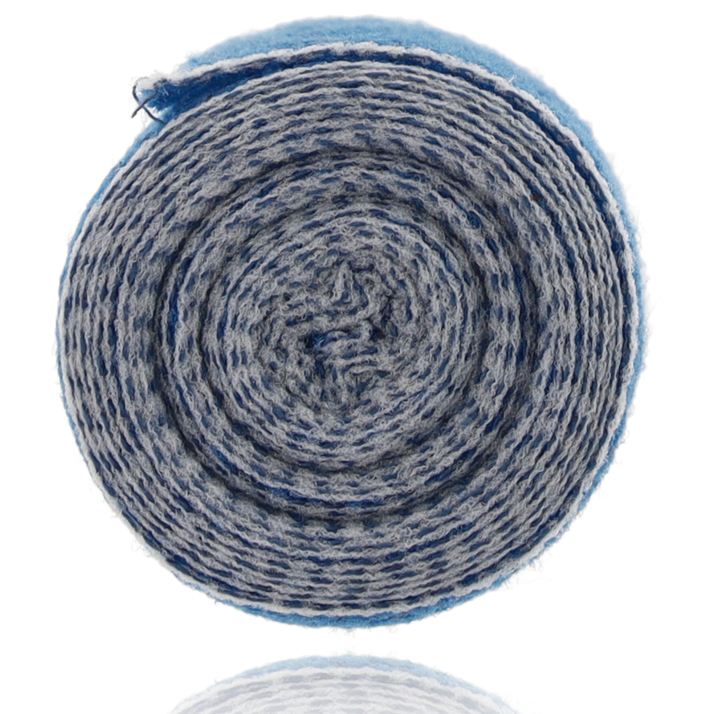 Gerollte Fixierbinde, blau-weiß. Sichtbare, gerollte Schichten. Blaue Außenfläche.
