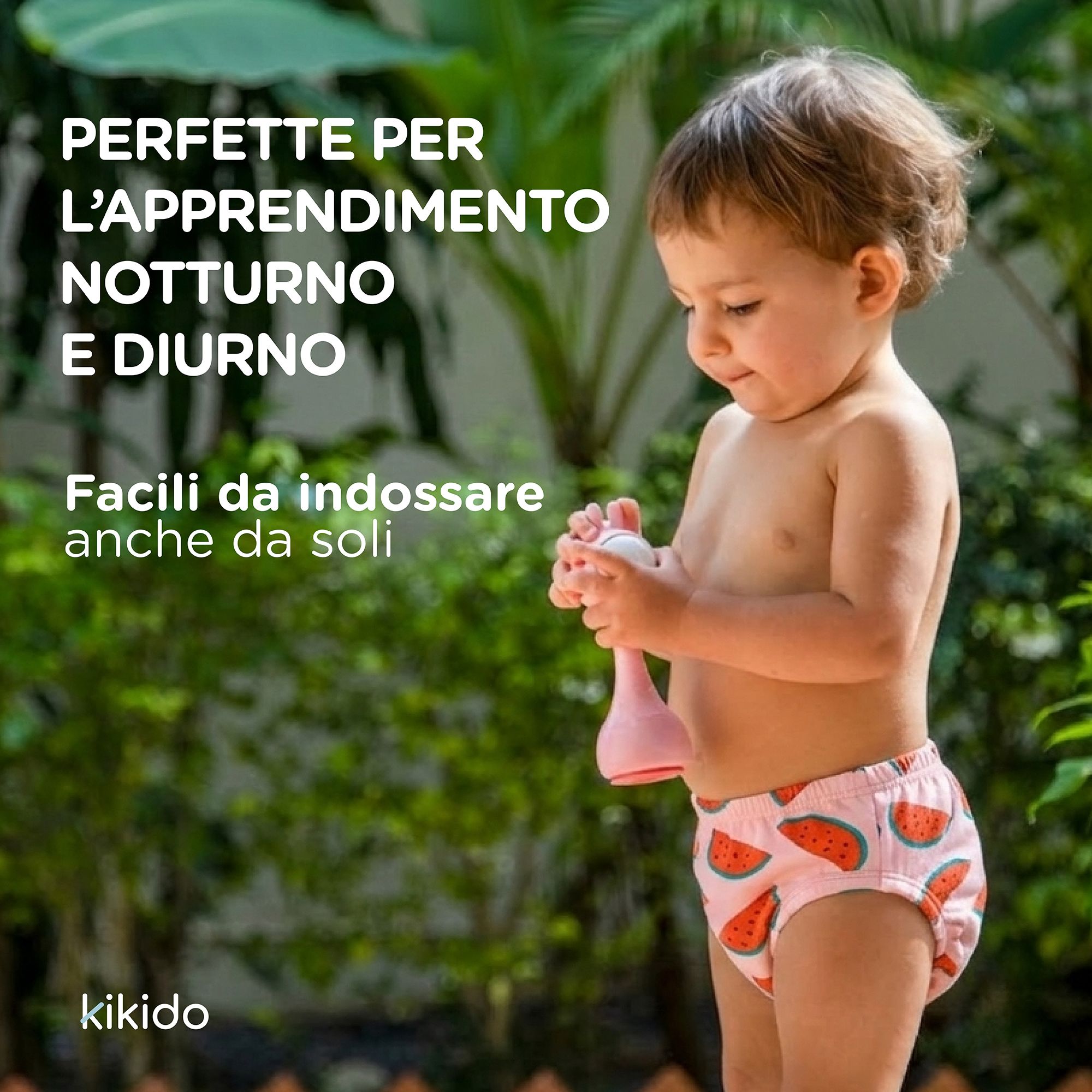 Kind trägt rosa Trainingshose mit Wassermelonenmuster. Text: Perfette per l'apprendimento notturno e diurno, Facili da indossare.