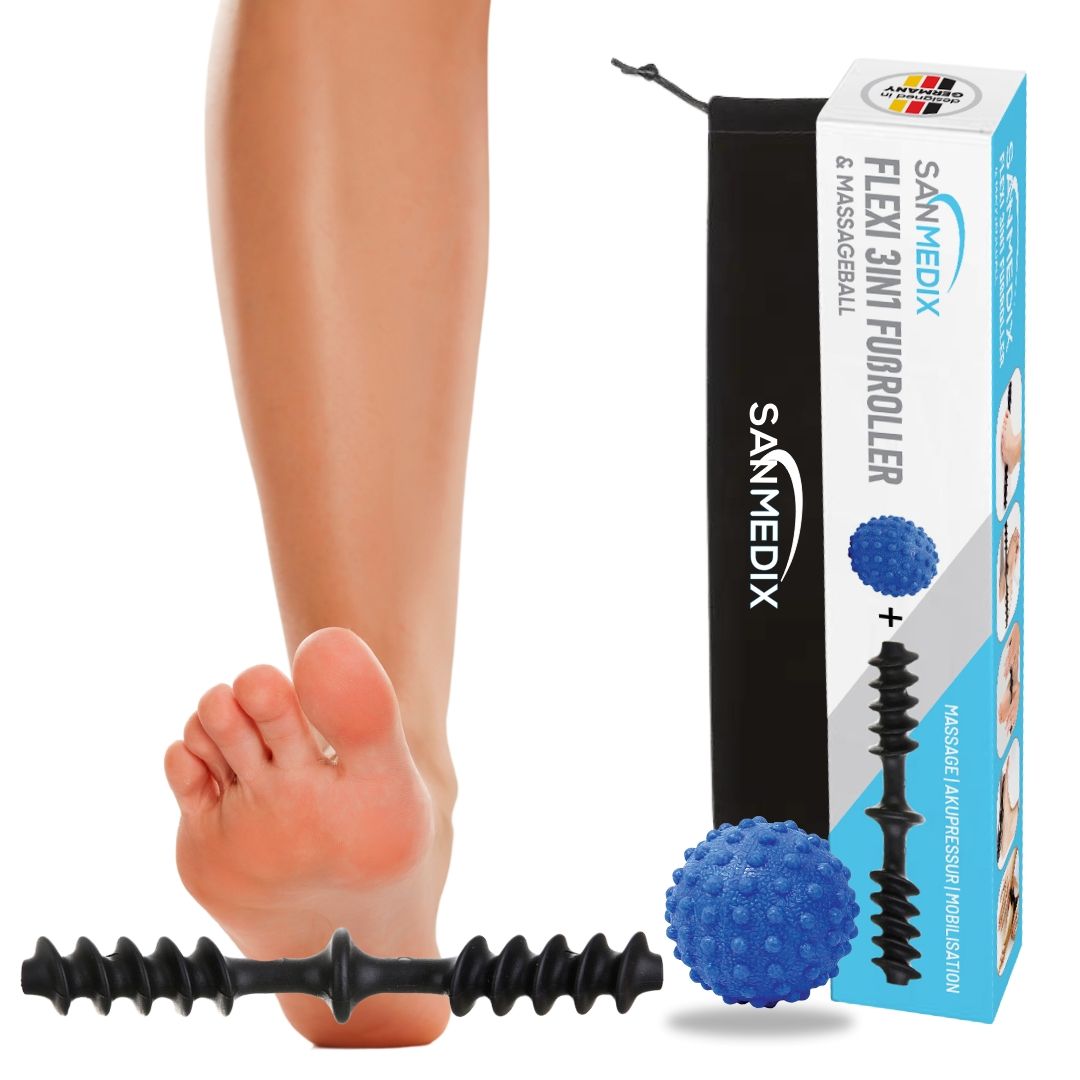 Sanmedix Flexi 3in1 Fußroller, Massageball und Tasche. Fuß und Bein im Bild. Produktverpackung mit Logo.